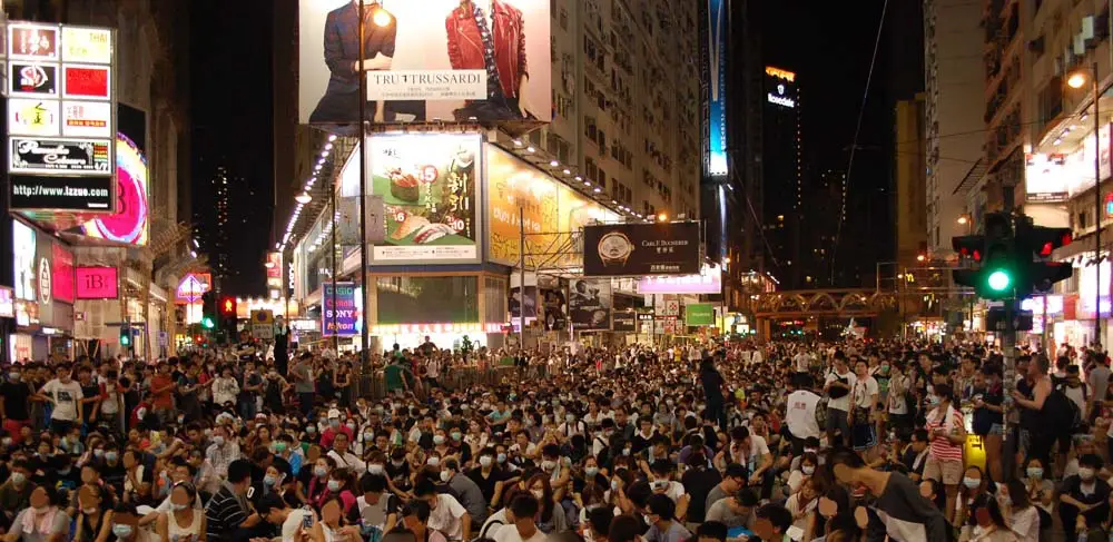 Beijing dénonce des «émeutes» à Hong Kong