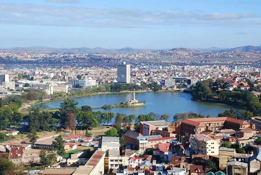 200 forages d’eau construit par les chinois à Madagascar