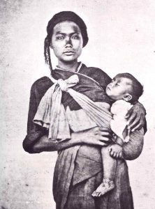 femme-autochtone-et-son-enfant-taiwan-par-john-thomson-1871