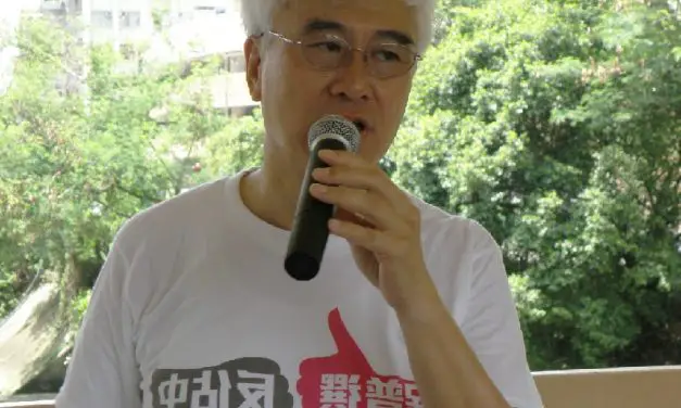 Robert Chow, anti-séparatiste hongkongais