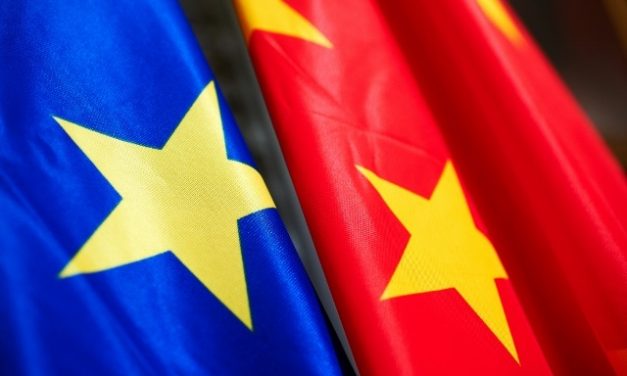 Critiques européennes des initiatives chinoises