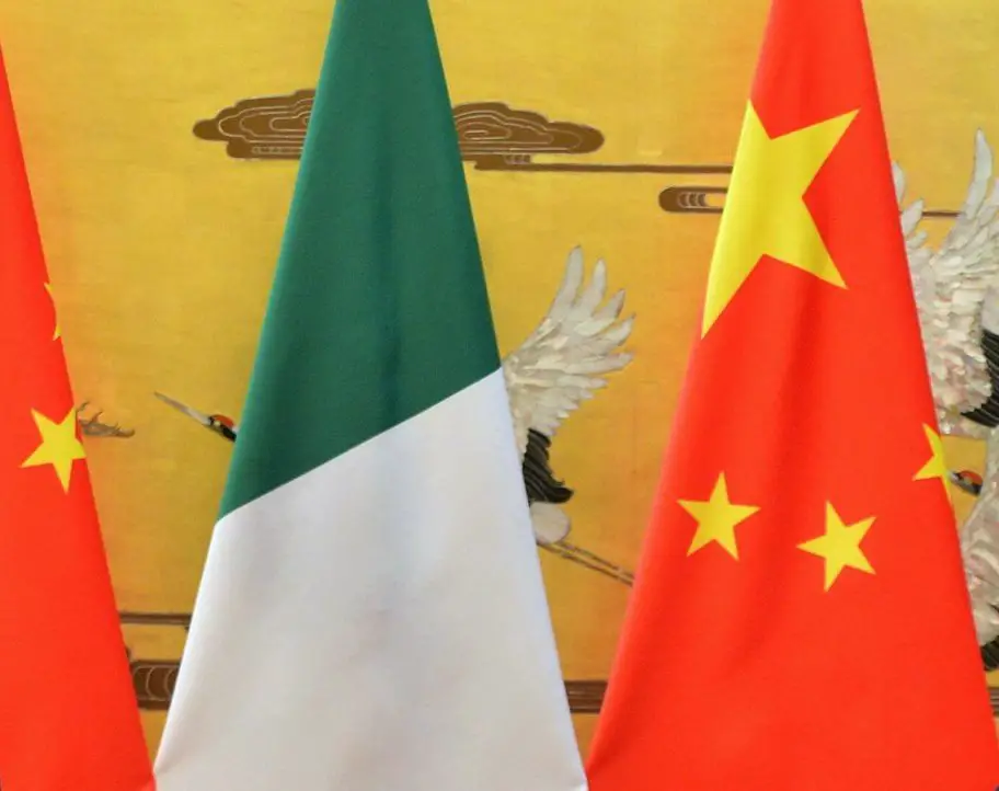 Echange de devise entre la Chine et le Nigeria