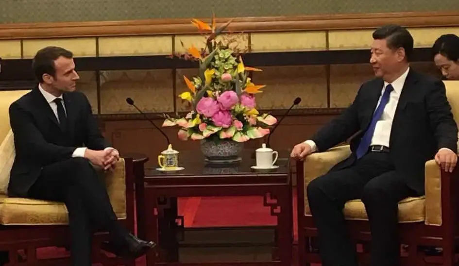 Le président français Emmanuel Macron est arrivé en Chine