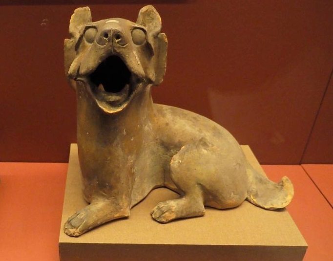 Le chien s’expose au Musée national