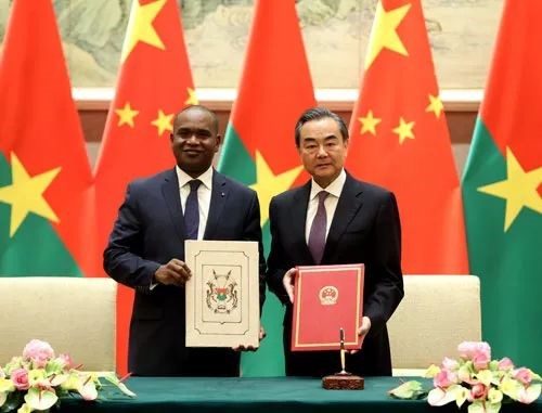 La chine et le Burkina Faso signent leur alliance