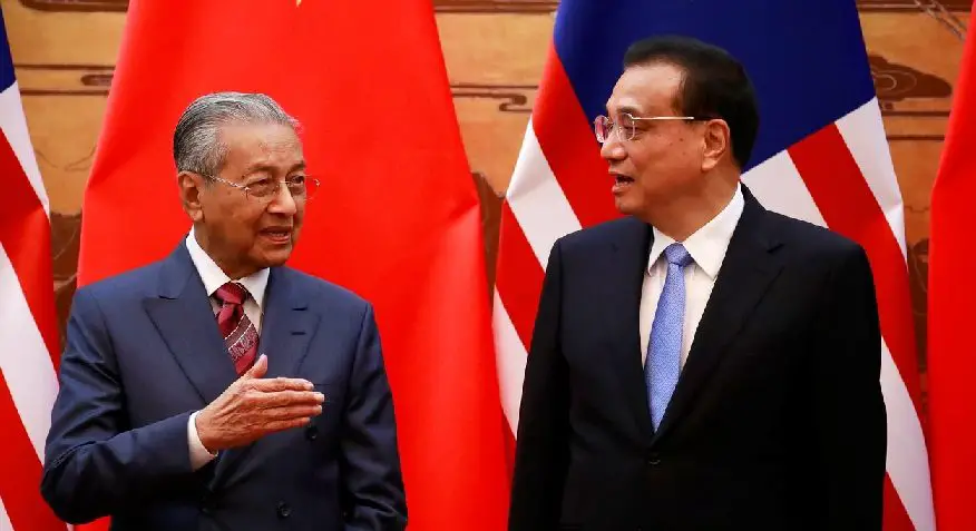 Le Premier ministre malaisien veut la démission de Carrie Lam