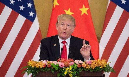 Donald Trump menace de « couper toute relation » avec la Chine