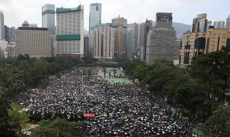 Importante manifestation à Hong Kong