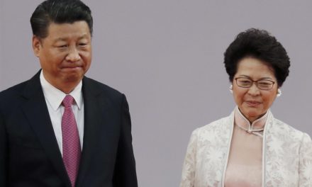 Carrie Lam fait son rapport à Xi Jinping