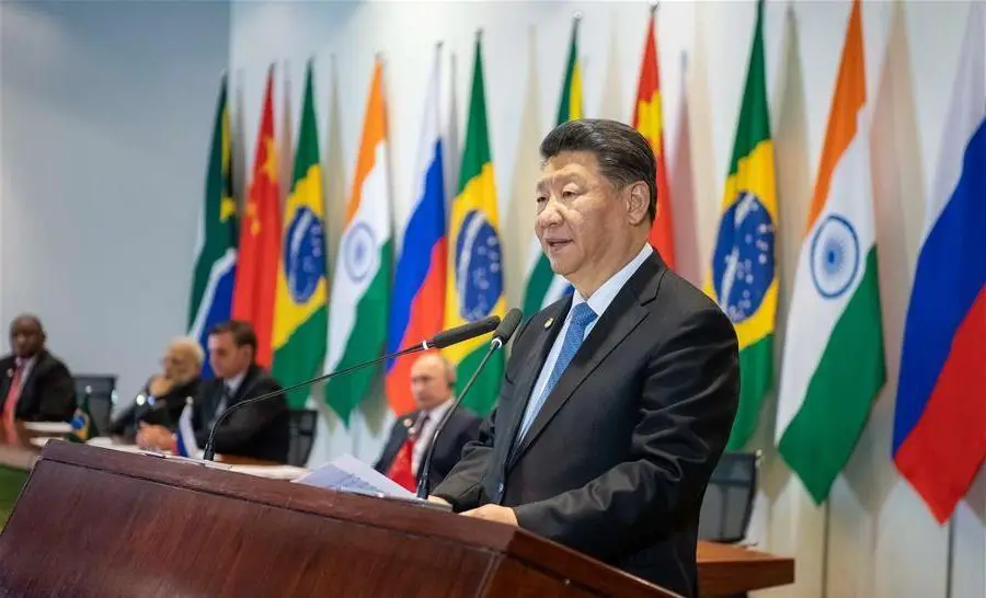 Au sommet des BRICS, Chine et Russie critiquent les sanctions occidentales contre Moscou