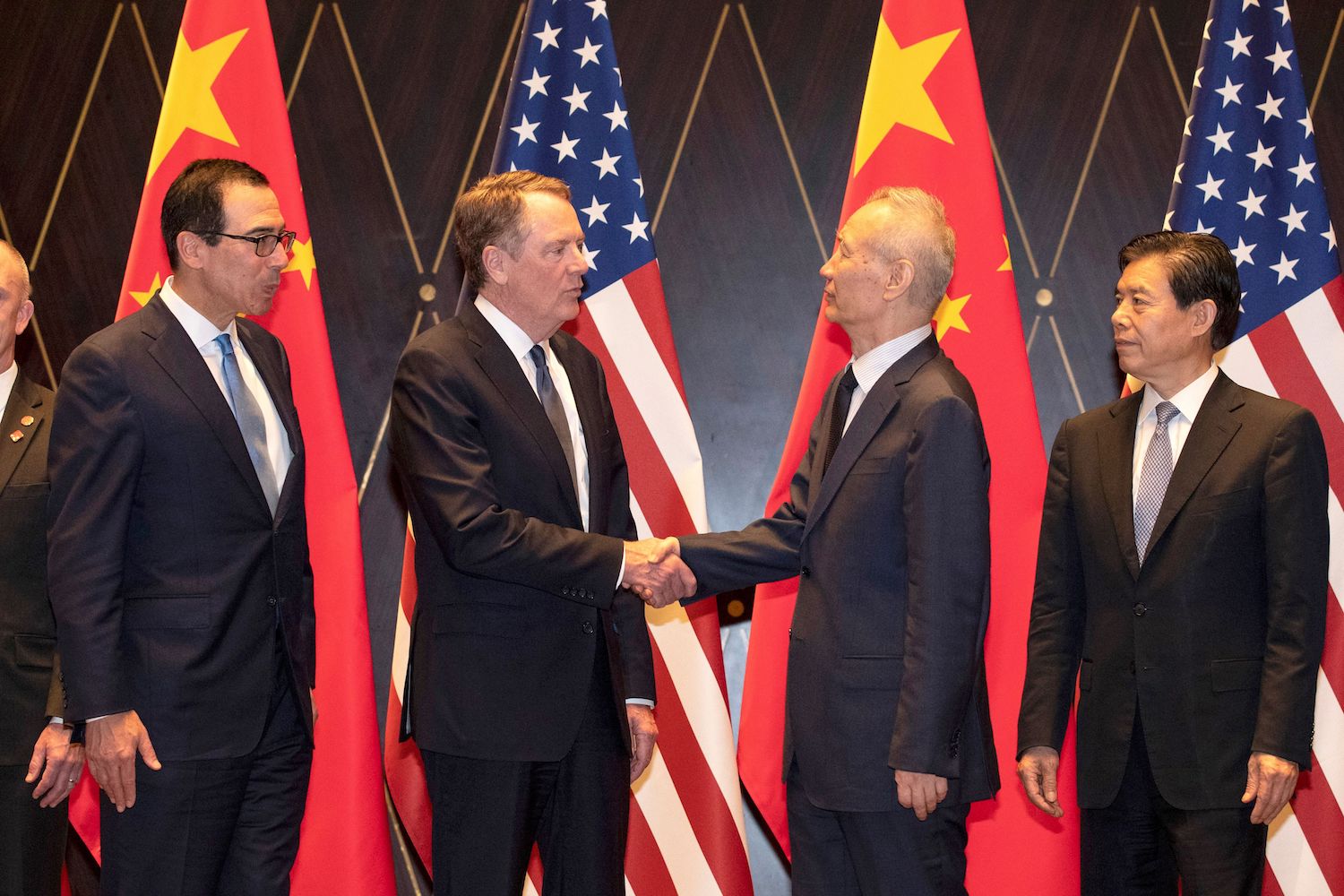 Les américains veulent arrêter la Chine considérée comme « une force agressive »