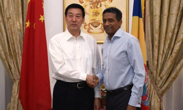 Wang Yong a rencontré le président des Seychelles Danny Faure