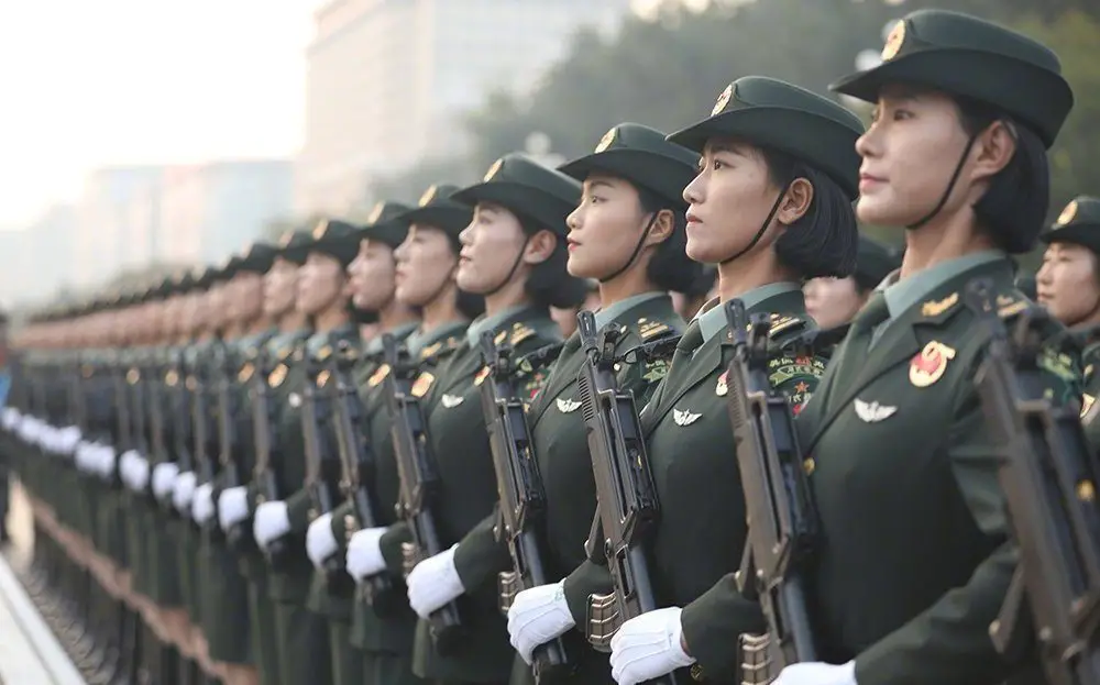 Les femmes militaires saluées pour leur travail de lutte contre l’épidémie