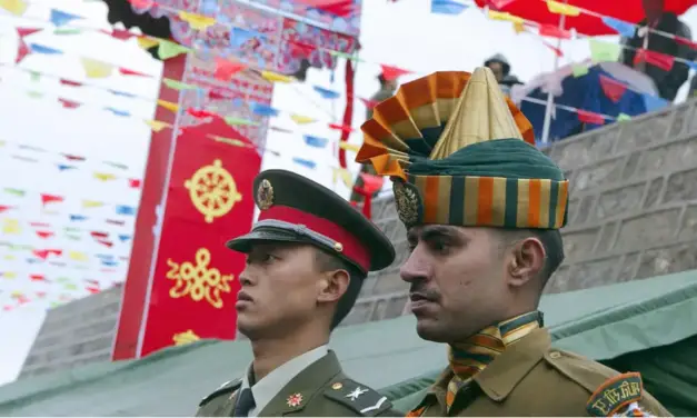 L’Inde affirme que la Chine a renforcé sa présence militaire le long de la frontière
