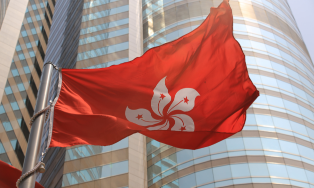 Washington met fin à des accords bilatéraux avec Hong Kong