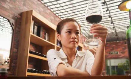 La Chine impose des mesures antidumping sur le vin australien