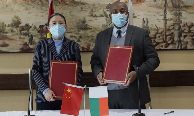 La Chine fait des dons à Madagascar