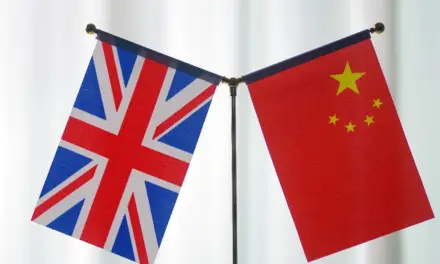 L’ambassadeur de Chine interdit de séjour au Parlement britannique