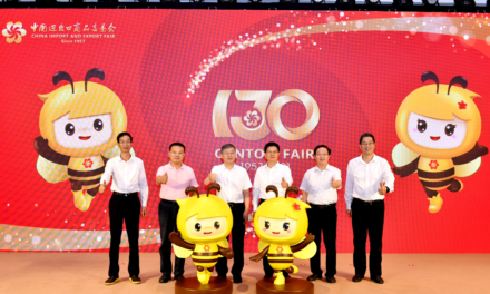 Présentation des mascottes de la 130e édition de la Foire de Canton