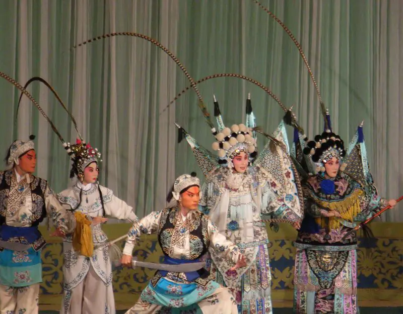 Phénomène national, l’opéra de Pékin séduit de plus en plus