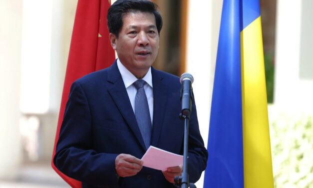Un haut diplomate chinois en « mission pour la paix » en Russie et Ukraine