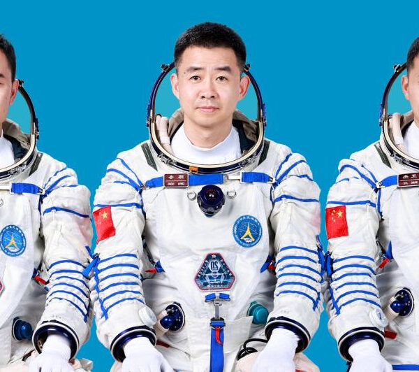 Le vaisseau spatial habité Shenzhou-20 est en orbite