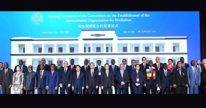 La Chine crée un organe de médiation international à Hong Kong