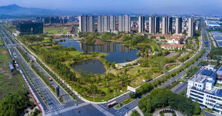 Des villages aux rues de la ville, Quzhou trace sa voie pour l’avenir